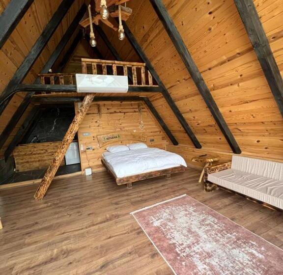 צימר Li̇vora Dağ Evleri̇