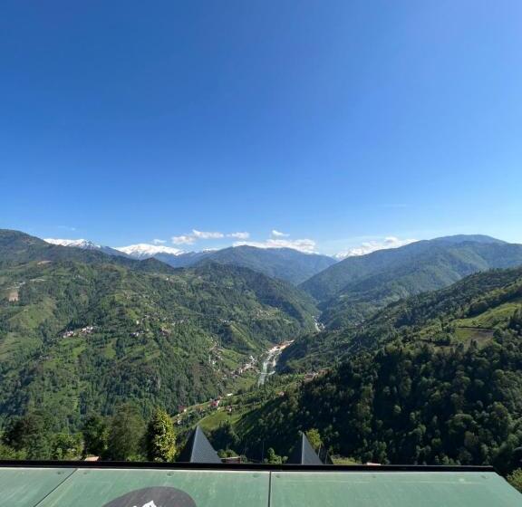 צימר Li̇vora Dağ Evleri̇