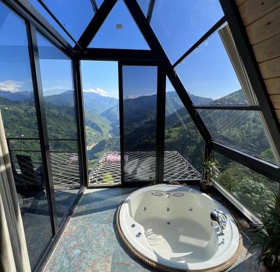 צימר Li̇vora Dağ Evleri̇