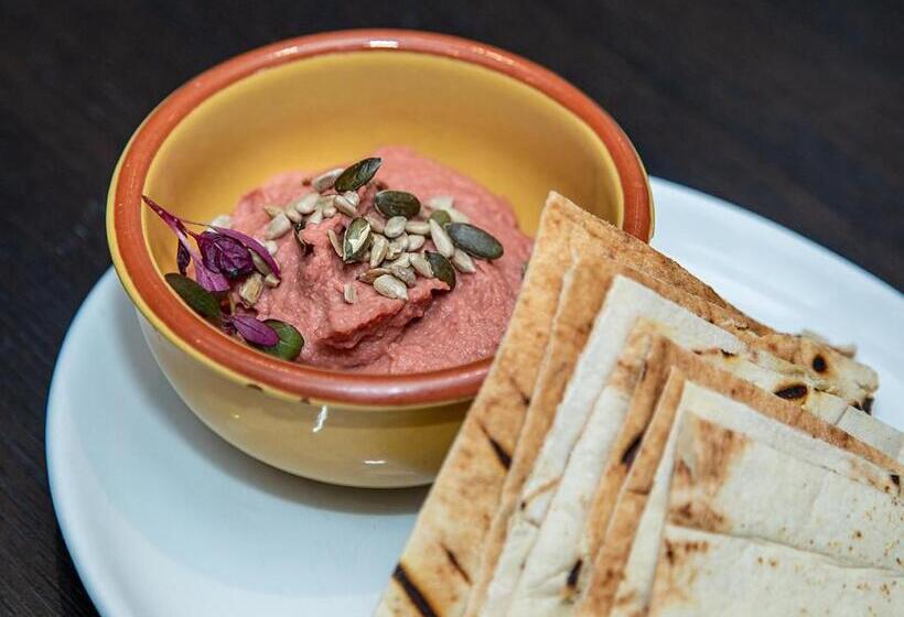 مبيت وإفطار The Yew Tree Inn