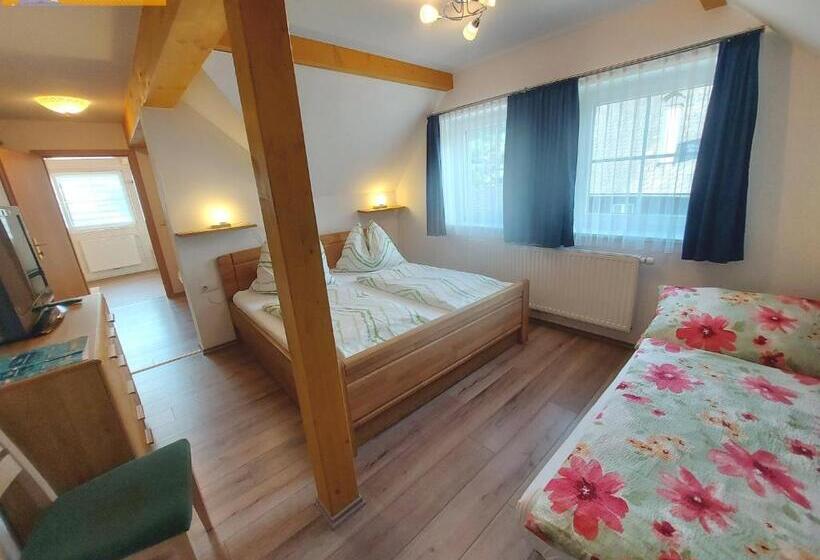 Haus Sandlweber By Fis   Fun In Styria