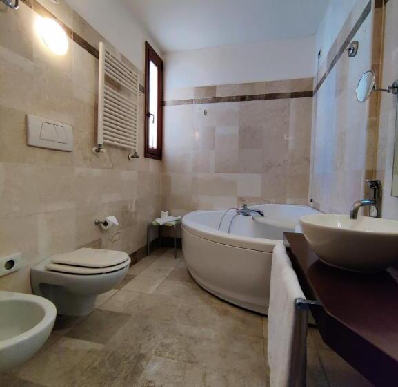 هتل Duca D Aosta