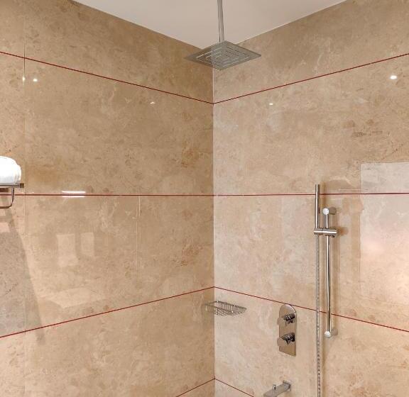 ホテル Guru Surbhi