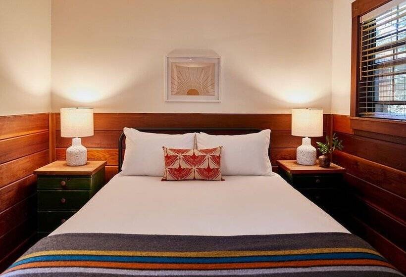 호텔 Highlands Resort   Adults Only