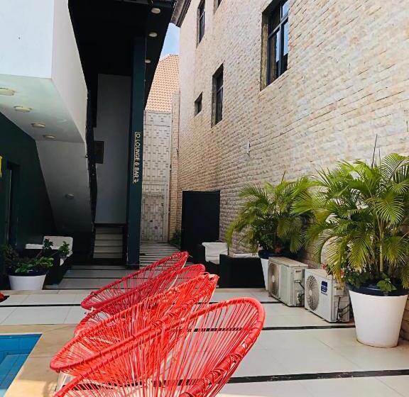 هتل Muse Boutique