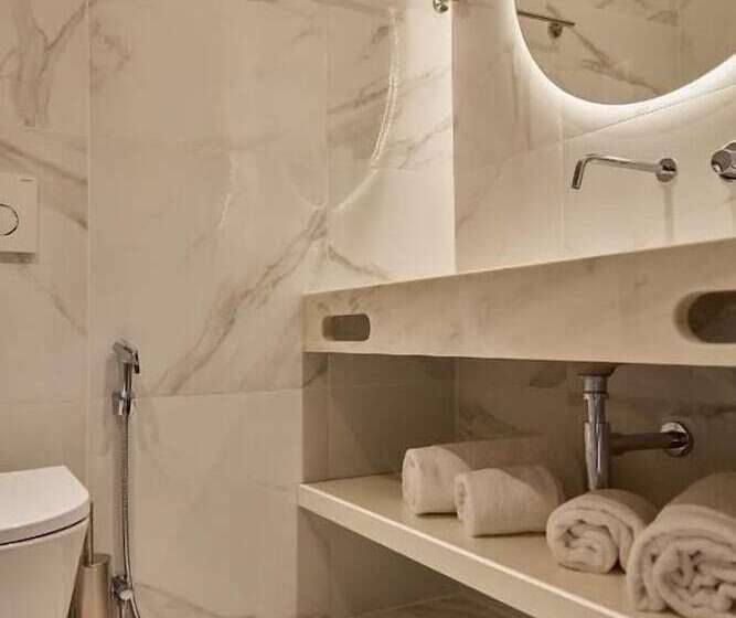 هتل Omid Saldanha