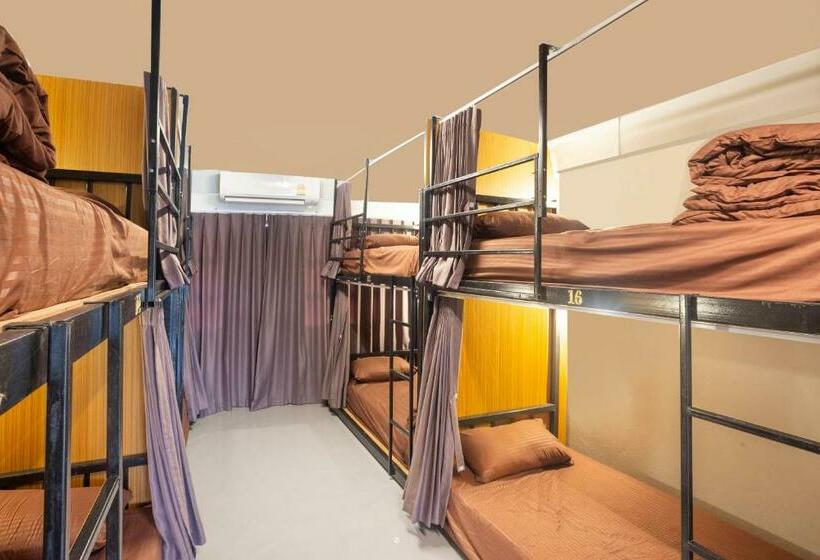酒店 Oyo 723 Lamphun Hostel