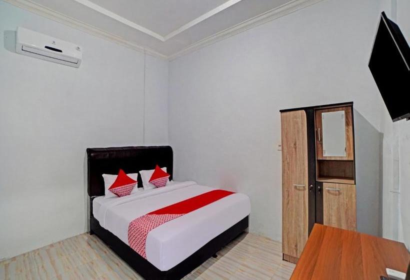 ホテル Oyo 90503 Madina Residence