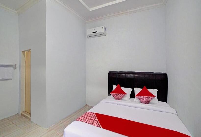 ホテル Oyo 90503 Madina Residence