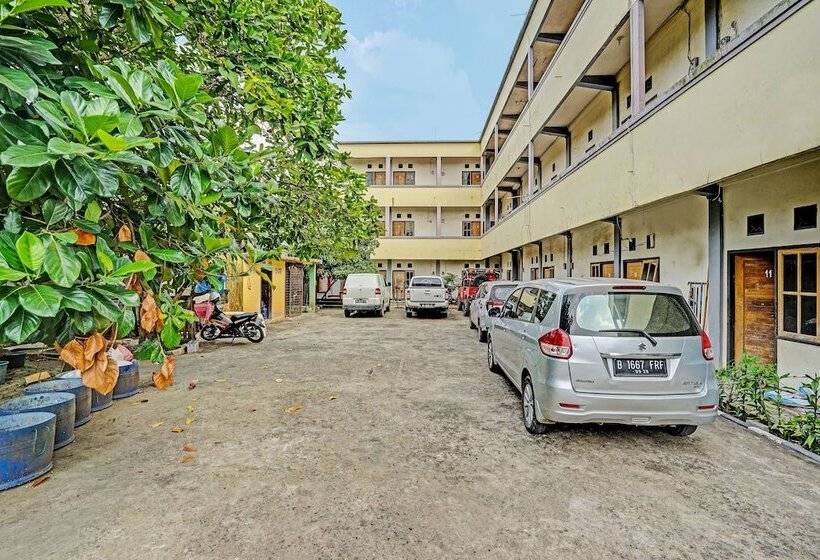 فندق Oyo 90508 Wisma Kenanga