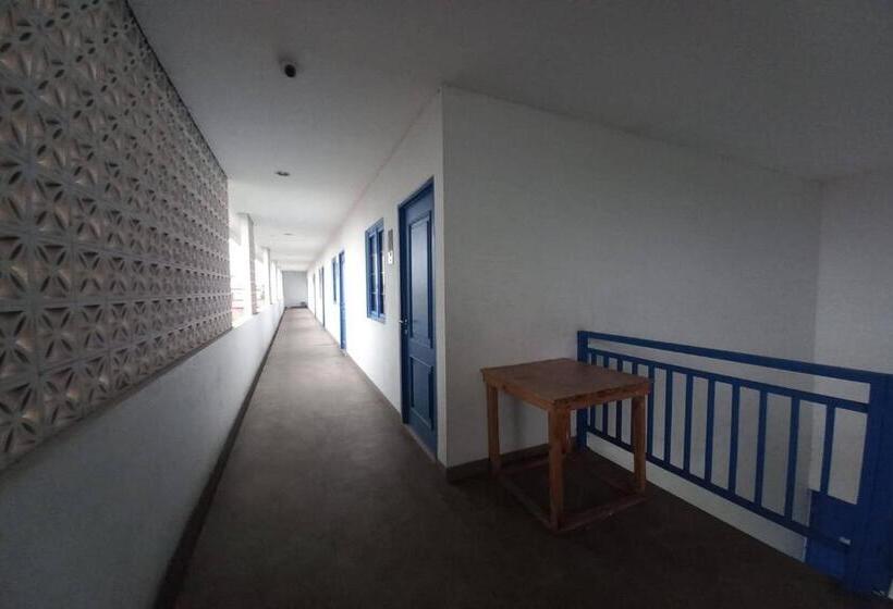 هتل Oyo 90510 Sand S Residence