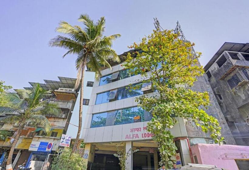 酒店 Spot On 81122 Alfa Lodge