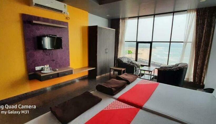 בית מלון כפרי Sukhsagar Beach Resort