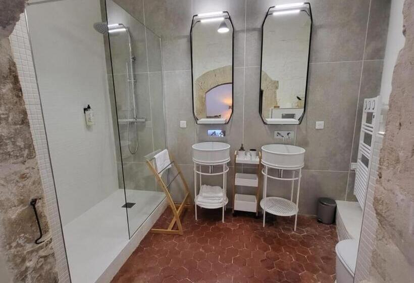 بنسيون Au Ralenti Du Lierre