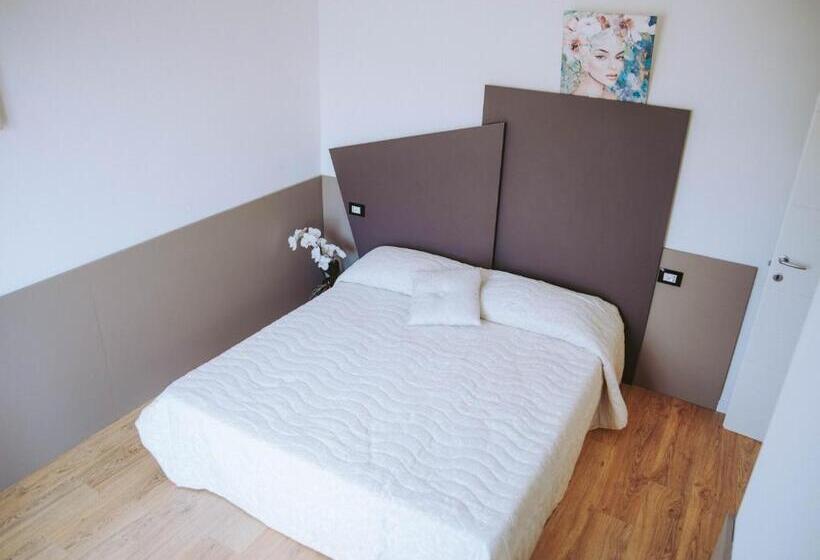 پانسیون Avezzano 3e60