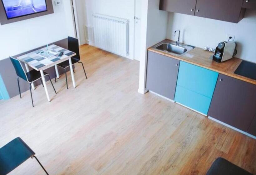 پانسیون Avezzano 3e60