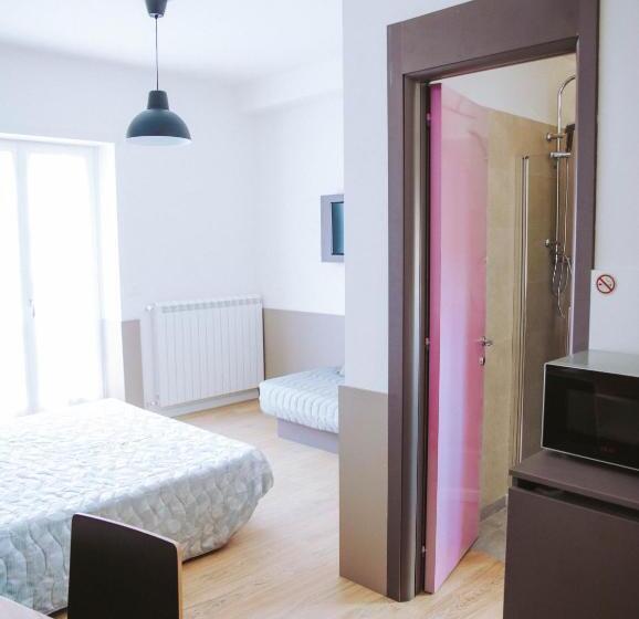 پانسیون Avezzano 3e60