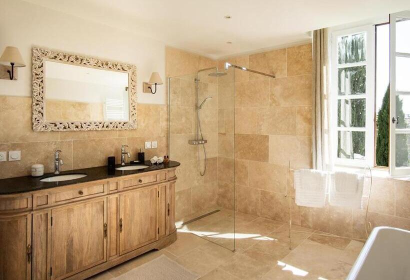 膳宿费 La Fugue Chambres D  Hôtes De Charme , Demeure Historique,piscine,jardin Proche Uzes Nimes Ales