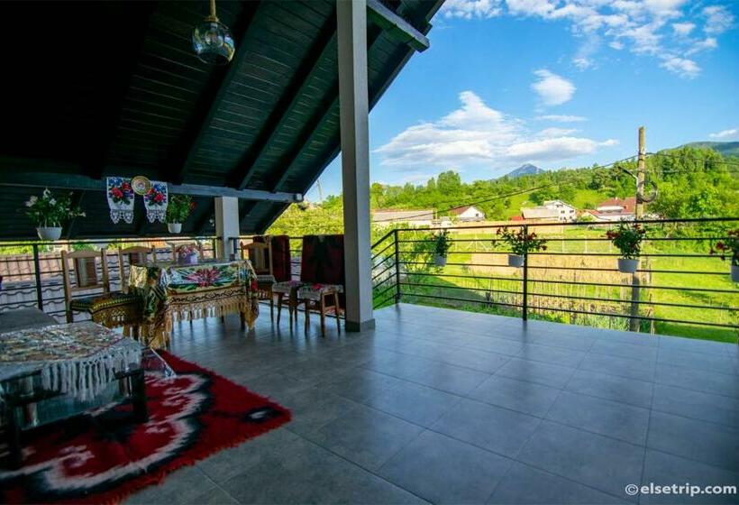 פנסיון Perla Blanca