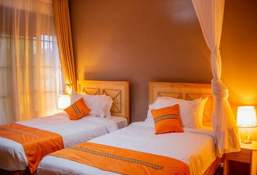 بنسيون Savannah Suites