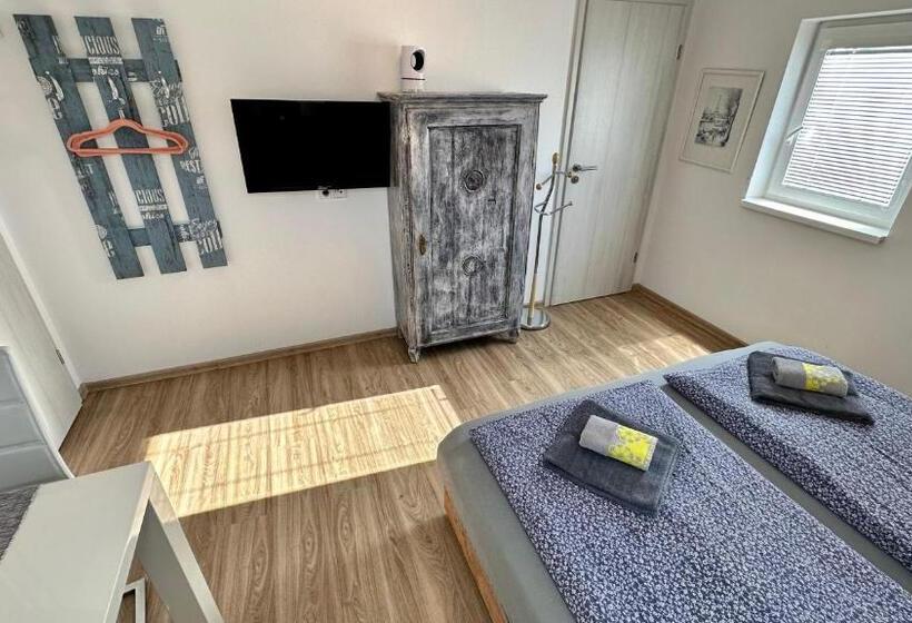 ペンション Třeboňský Penzion