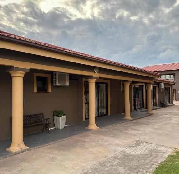 膳宿费 The Bridge Guest House