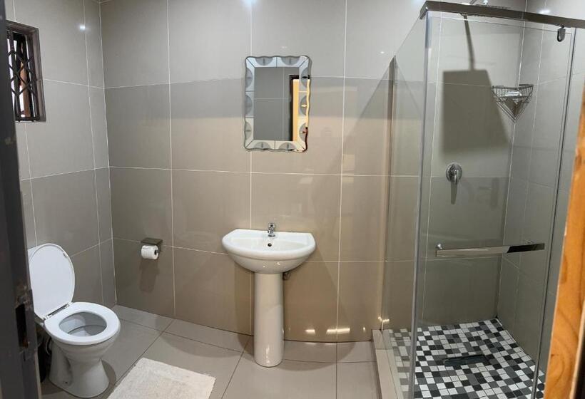 膳宿费 The Bridge Guest House