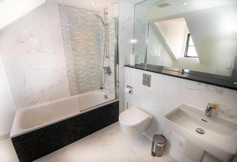 Общежитие Beachcliff Rooms & Apartments