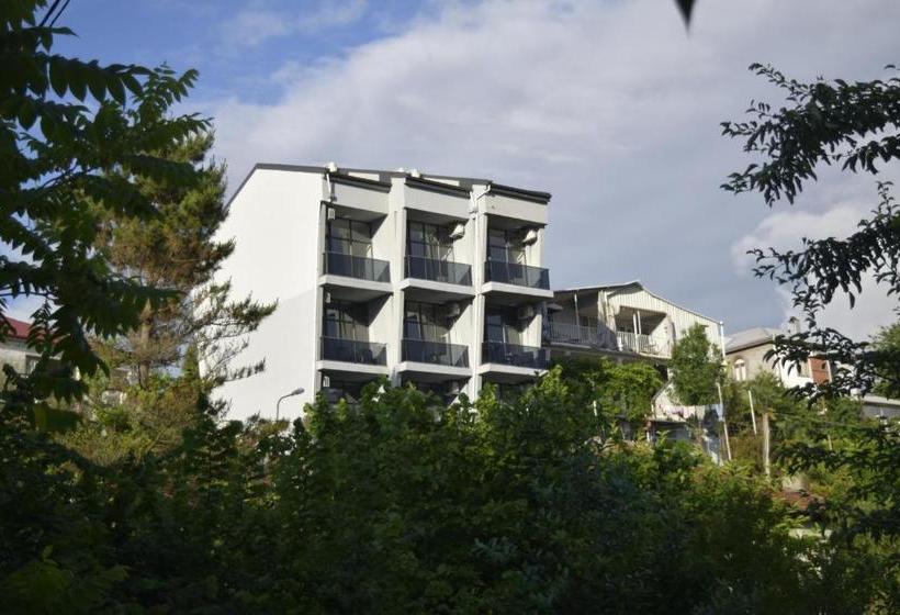 هاستل Tj Gardens