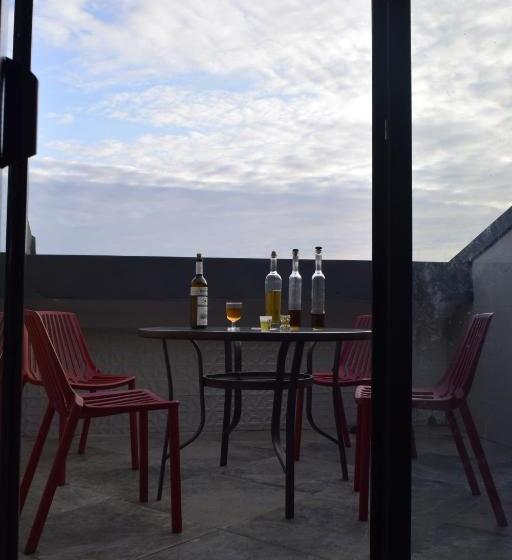 هاستل Tj Gardens