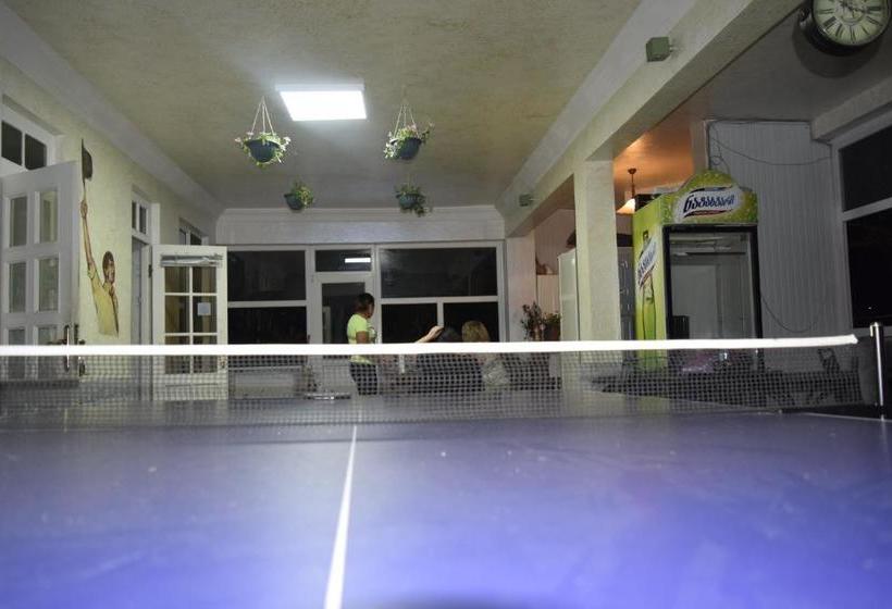 هاستل Tj Gardens