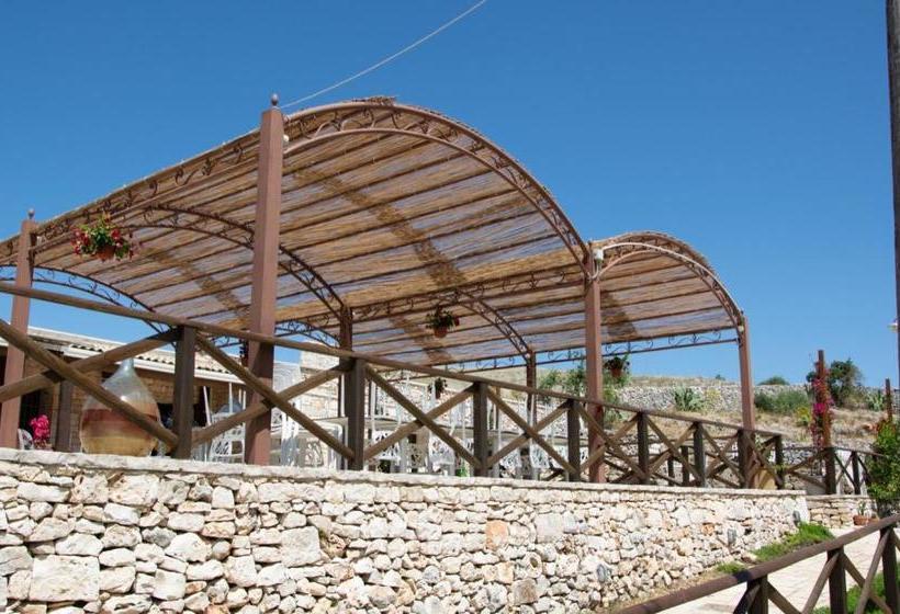 مبيت وإفطار Asfodelo Ristorante Di Campagna