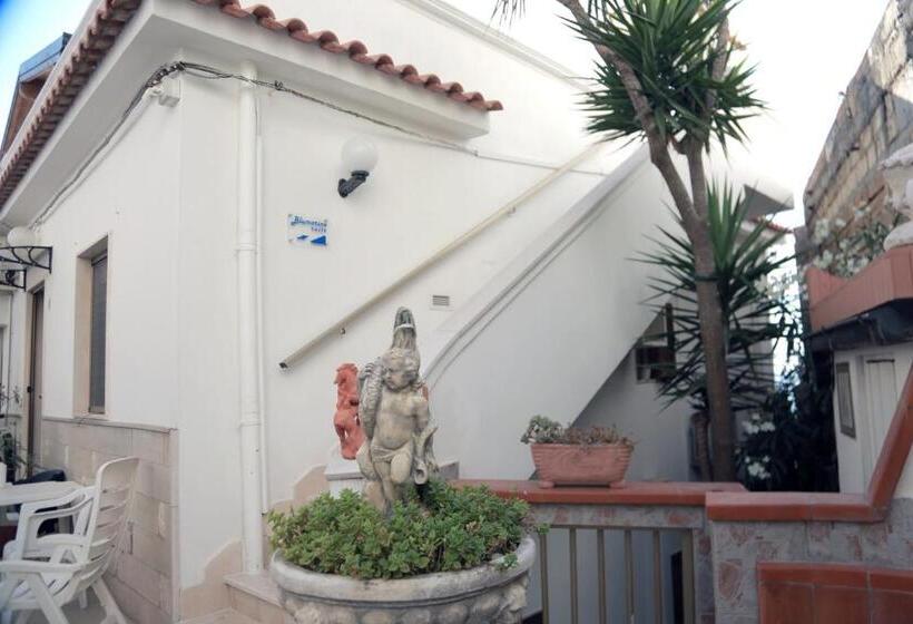 민박 Blumarine Suite