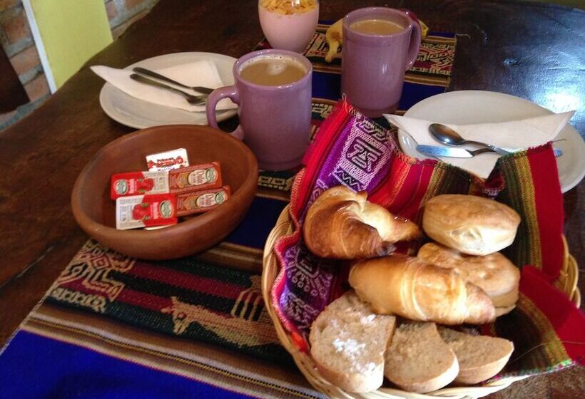 تختخواب و صبحانه Hostal Del Suri