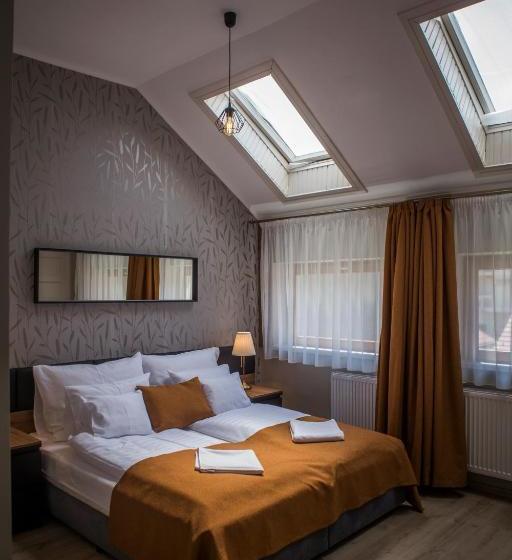 צימר Indium City Panzió