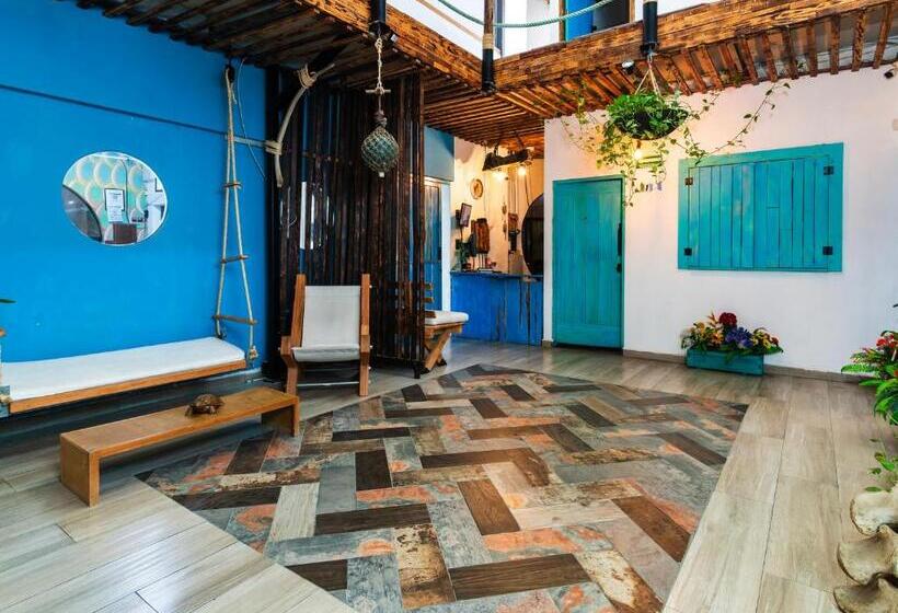 تختخواب و صبحانه La Posada Del Pescador