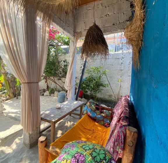 ベッドアンドブレックファースト Malaika House Paje