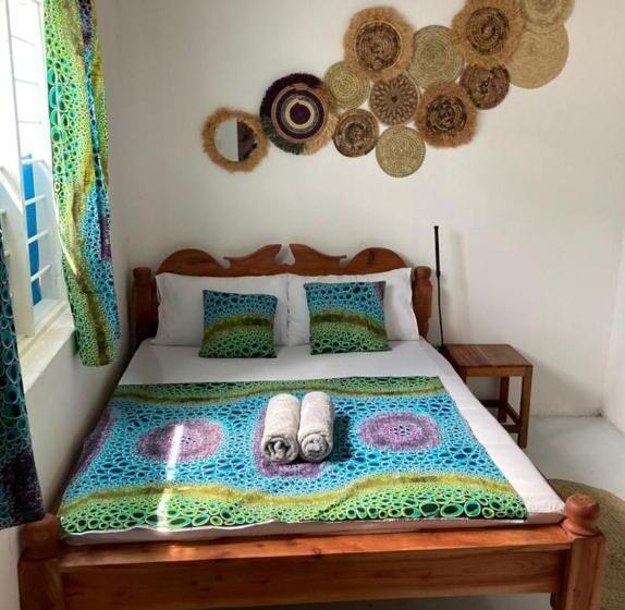 ベッドアンドブレックファースト Malaika House Paje