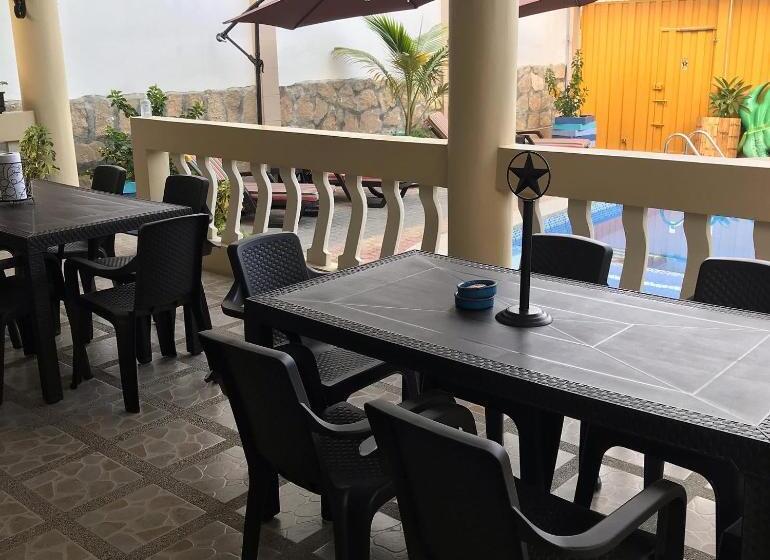 تختخواب و صبحانه Posada Estrella