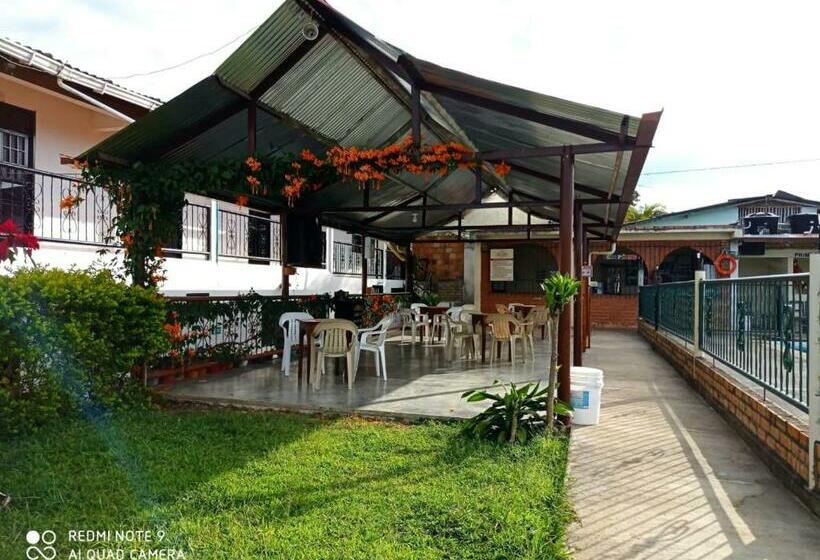 ホテル Hospedaje Manuel Valdés