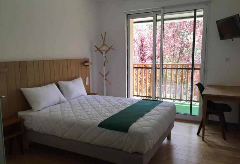 فندق Logis Hôtel Les Tilleuls