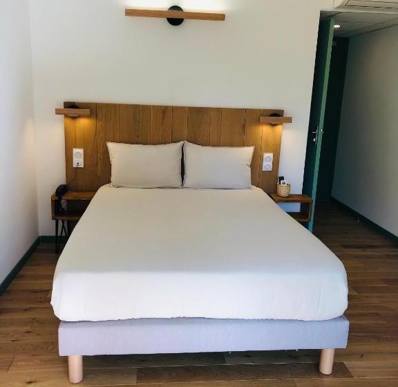 فندق Logis Hôtel Les Tilleuls