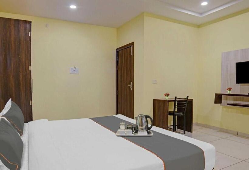 ホテル Collection O Kratagya Inn