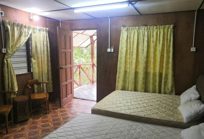 Отель Oyo 90272 Alang Bonda Chalet