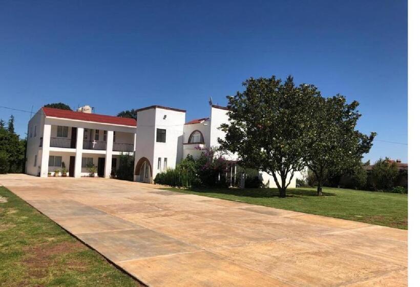 فندق Sierra Bonita