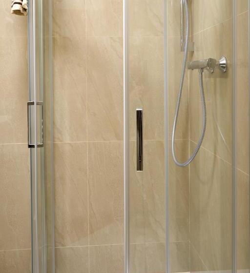 هتل Vila Lovců Králových