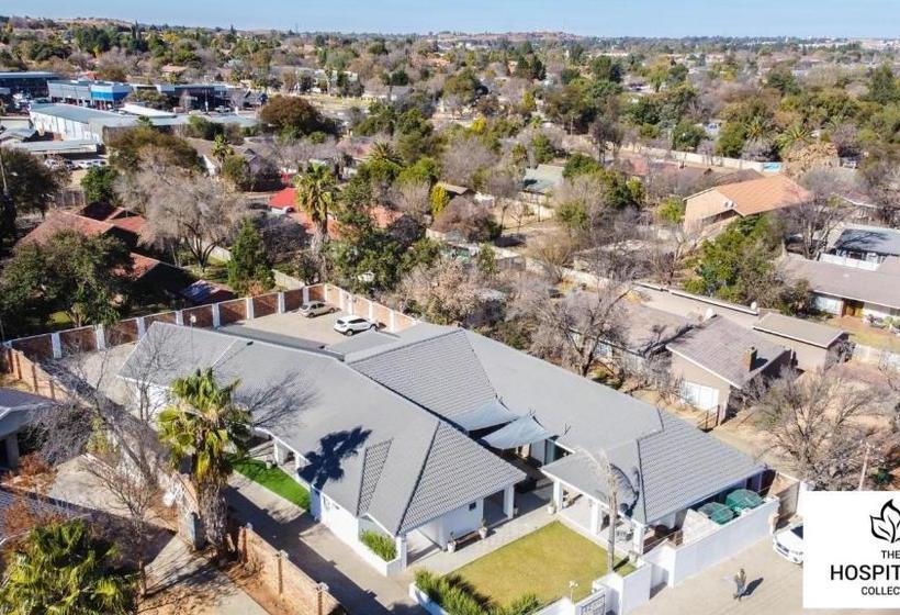 بنسيون 42 Upon Williams Guesthouse