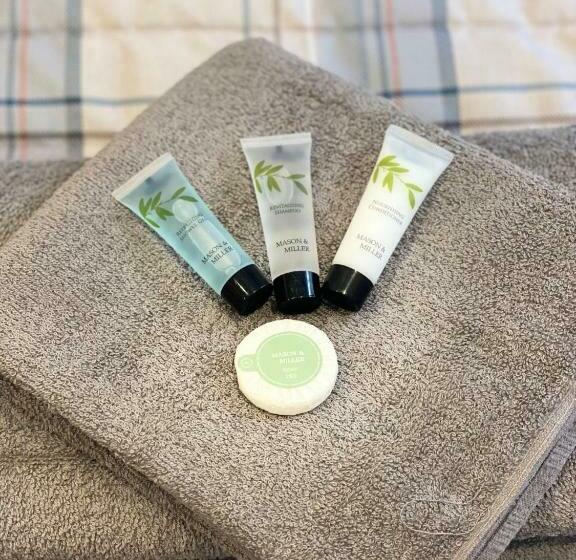 פנסיון Adrian S Guest House