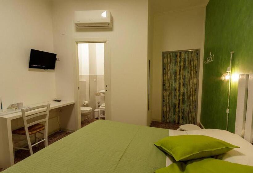 פנסיון Al Borgo Marinaro Guest House