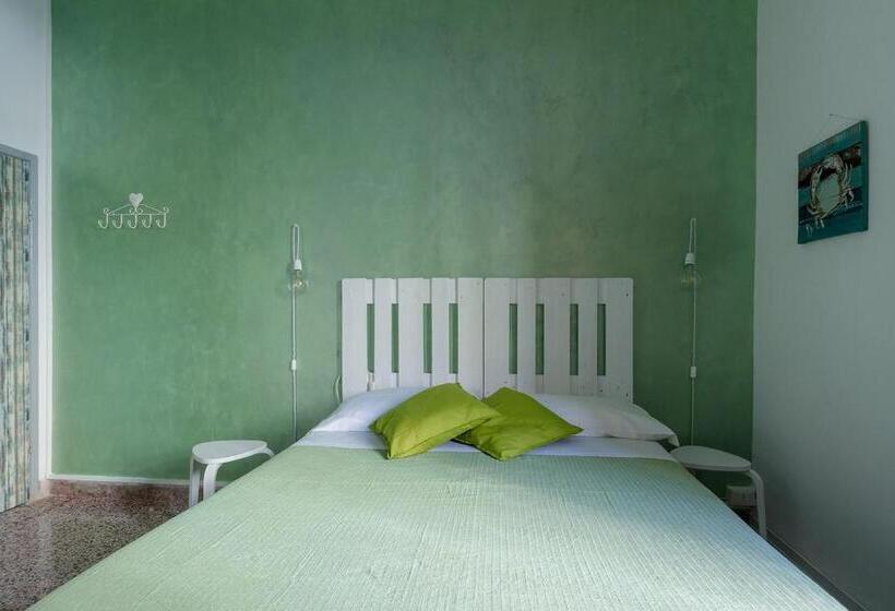 פנסיון Al Borgo Marinaro Guest House